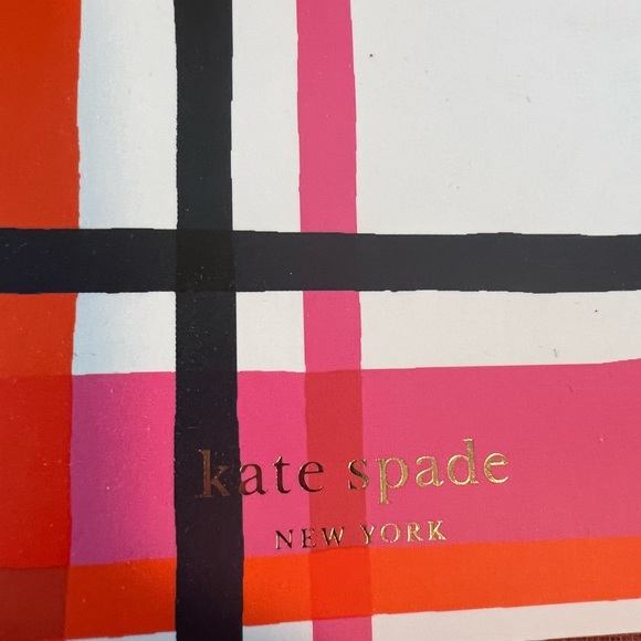 Kate Spade 2 pc journal set with pen and elastic binder and zippered pouch - Picture 10 of 11